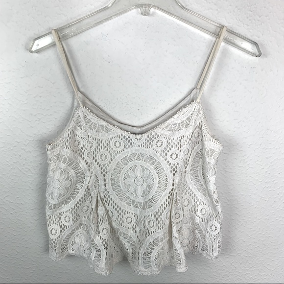 American Eagle Outfitters Tops - American Eagle Lace Spaghetti Strap Crop Top G3